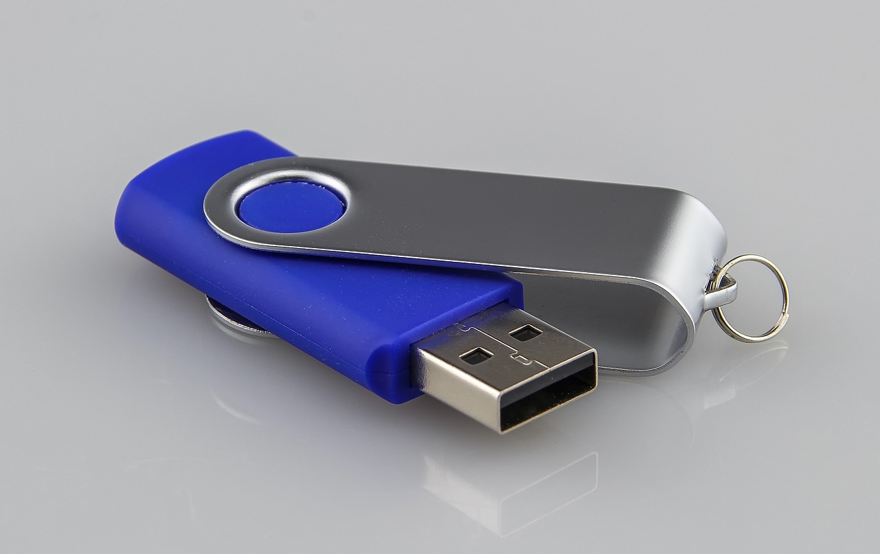 Rechargeable batteries sold as add-ons with bulk vape pen orders